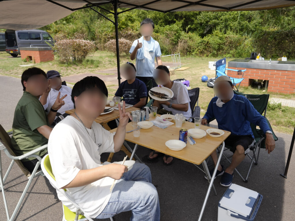 お食事中