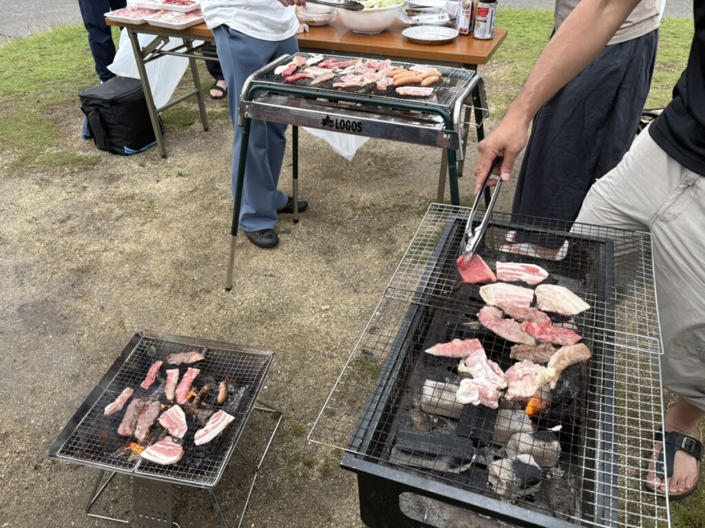 お肉焼き中